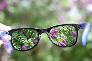 Techniques for Getting Distracted Prospects to Focus