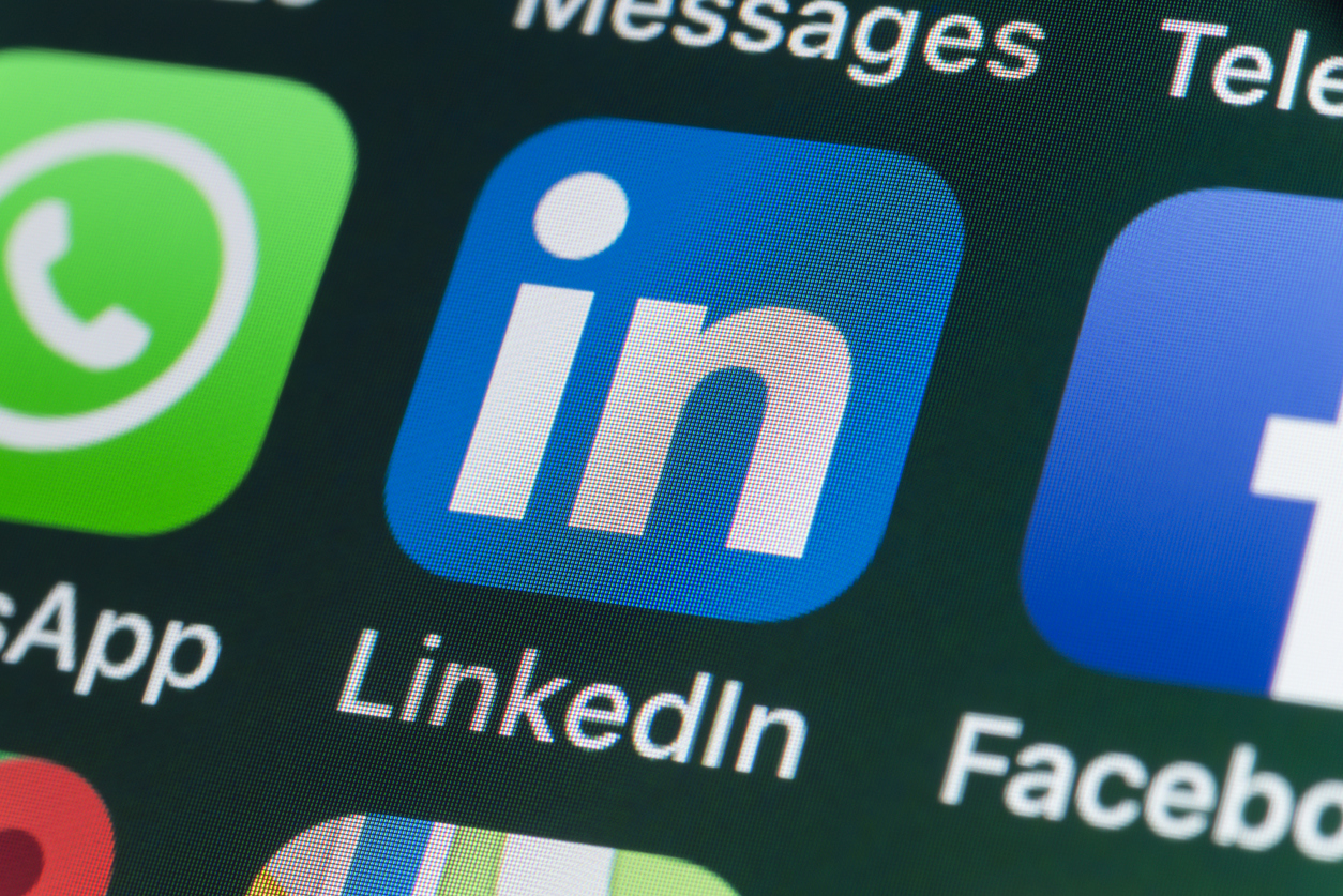 10 Tips for Creating a Stellar LinkedIn Profile